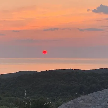 Stazzu Nuraghe Mannucciu * רנה מג'ורה